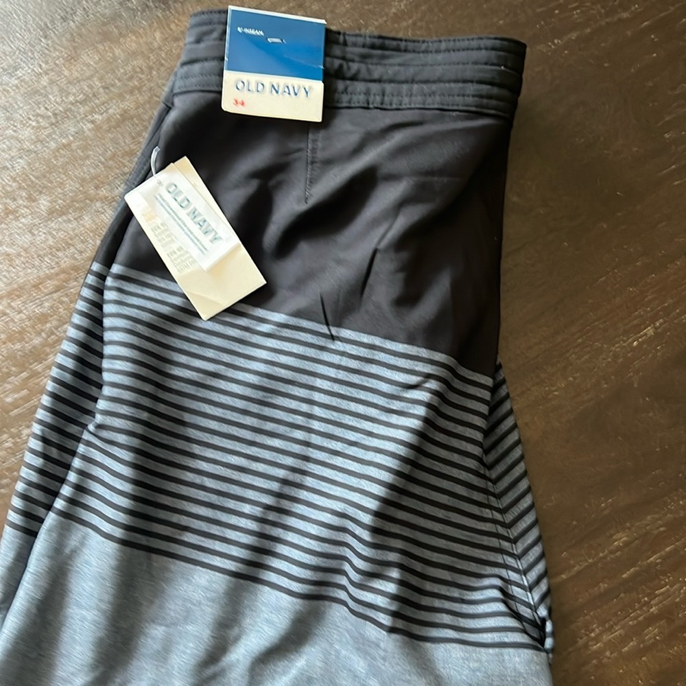 Men’s swim trunks